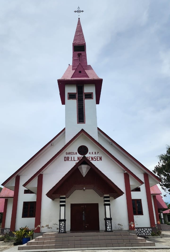 Gereja HKBP Sigumpar